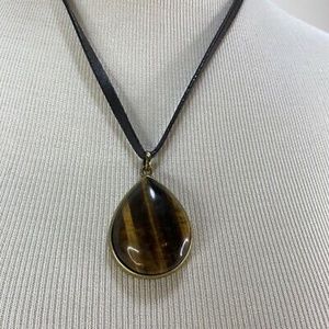 Fossil Brand Necklace Tiger's Eye Pendant pear shape brown leather chain